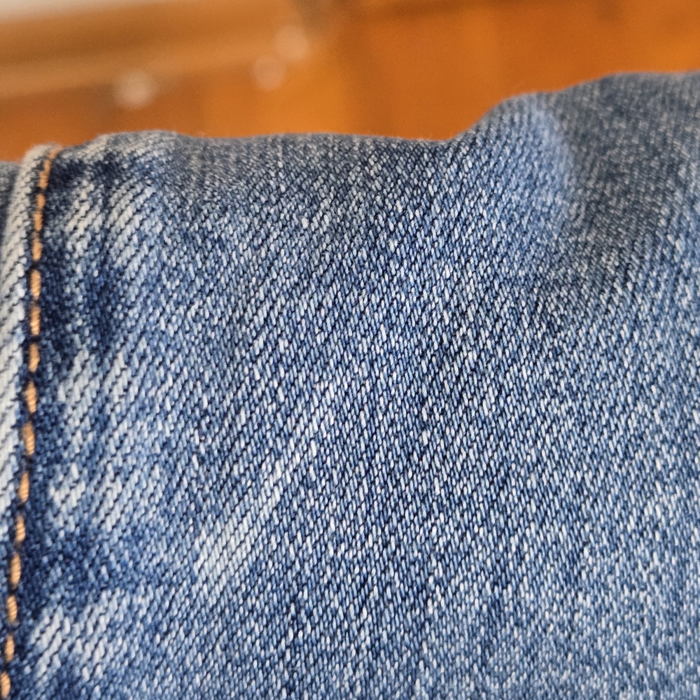 Classic Blue Women's Jeans - Picture 9 of 9